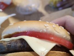 -麦当劳(展览路店)