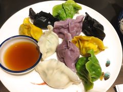 五味海鲜水饺拼盘-东莱馋房(陆家嘴店)