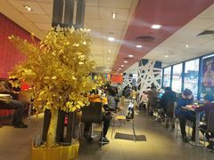 大堂-麦当劳(龙之梦购物中心店)