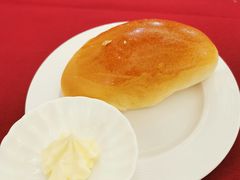 黄油面包-红房子西菜馆(淮海中路店)