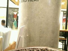 -星巴克臻选(北京银泰店)