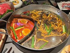 -楠小云·云南鲜菌·鲜牛自助火锅(九眼桥店)