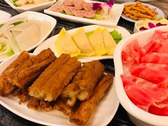 -云中捞高空旋转餐厅(商茂世纪广场店)