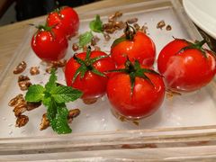 番茄脆菇沙拉-小大董·烤鸭(凤凰汇店)