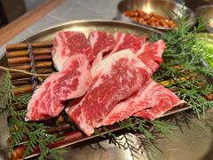 -草家酱蟹炭火烤肉店(珲春南路一店)