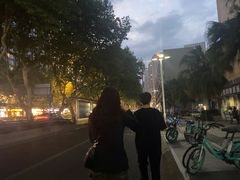 -观音桥步行街
