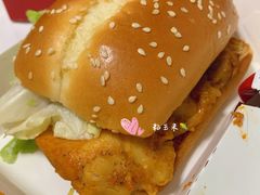 板烧鸡腿堡-肯德基(中央公园店)