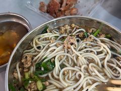 -正宗杨记普洱酸醋米线(总店)