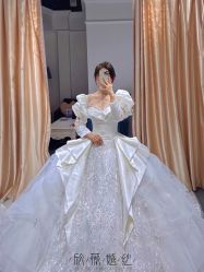 -欣薇婚纱(新源乐汇城店)