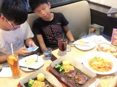 -必胜客(WOW西丽店)
