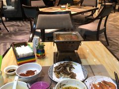 -西藏饭店·亚克·食光自助餐厅(文殊院店)