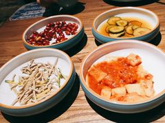 -明洞阿姨·韩式酱蟹烤肉·创意料理(三元桥店)