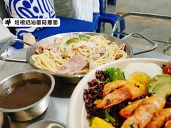 -禾沐·轻食·面包·咖啡