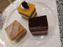 -西藏饭店·亚克·食光自助餐厅(文殊院店)