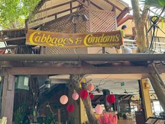 -卷心菜和避孕套餐厅(Pattaya)