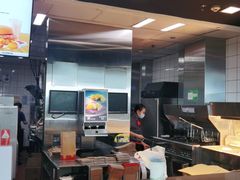 -麦当劳(深圳北站高铁店)