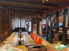 -玩坞轰趴馆·户外团建聚会主题生日派对馆(世豪广场店)