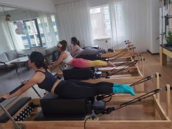 -馨媛瑜伽普拉提