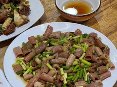 肉丁海肠-超越海鲜屋(飞龙物业店)