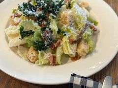 -ROAST coffee & eatery