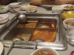 -海底捞火锅(宝龙广场夜宵主题店)