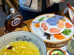-芸南道·过桥米线(昆明老街旗舰店)