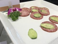 -东方红海鲜百汇(国际大厦店)