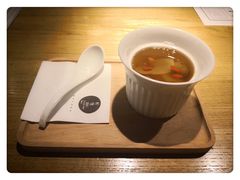 无花果海底椰雪梨汤-炖物24章·顺时轻养茶(杭州大厦店)