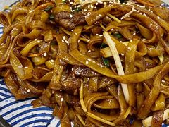 干炒牛河-天宝食坊·啫啫煲大排档(西华路店)