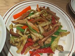 -纳鲁孜·新疆特色餐厅(上海悦荟广场店)