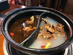 -亿诣蝎府炸酱面羊蝎子火锅(酷车小镇店)