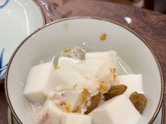 -三圣居有茶铺(日区郝梦龄路店)