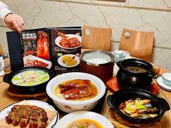 -荣基四海一家·家常菜·海鲜大排档(新安店)