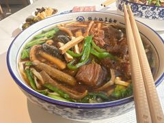 -镇南锅盖面馆(解放路店)