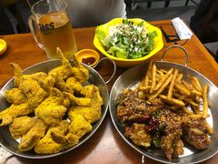 -BHC炸鸡(明洞总店)