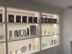 -JNK皮肤管理中心