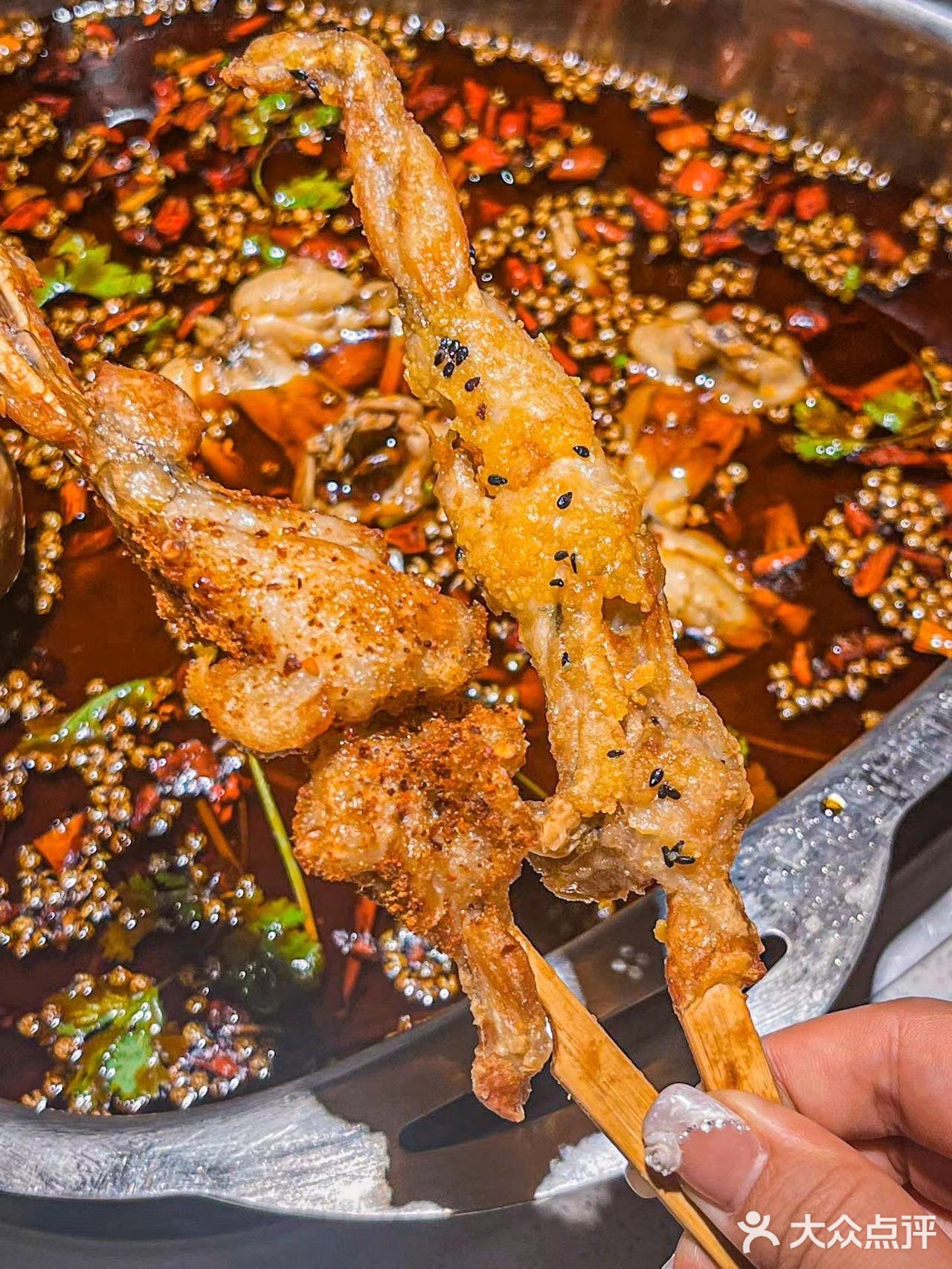 成都城区一到饭点本地人都要去吃的蛙蛙~