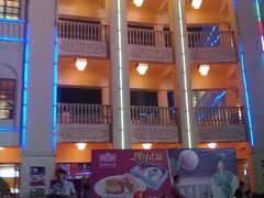 -海口骑楼小吃街