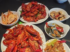 -涨巢·潮玩水疗局