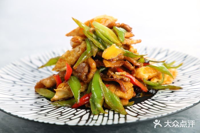 阿拉本帮菜馆(虹口店)小炒肉图片