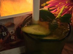 甘蓝菠萝苹果汁-BOR Eatery(安福路店)