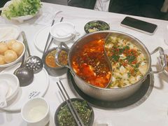 -德林酸菜鱼火锅(南丹店)