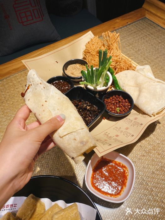 大张烙馍村(绿地店)烙馍卷馓子图片