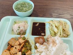 -华东理工大学徐汇校区第一食堂