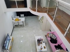 -万笙国际公寓(广州萝岗香雪地铁站店)