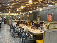 -凤凰路何眼镜香辣蟹(花果园店)