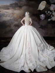 -纯色时光婚纱艺术馆WHITE