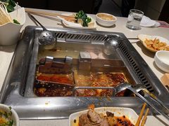 -海底捞火锅鲜切牛肉主题店(长寿路店)