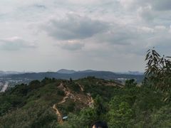 -灵岩山风景区