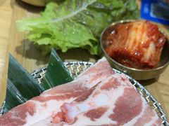-青瓦餐厅·生鱼片·韩园烤肉(西塔店)